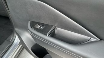 Nissan Qashqai 1.3 DIG-T MHEV Acenta Premium SUV 5dr Petrol Hybrid XTRON Euro 6