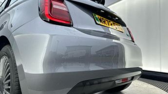 Fiat 500e 42kWh Icon Hatchback 3dr Electric Auto (118 ps)
