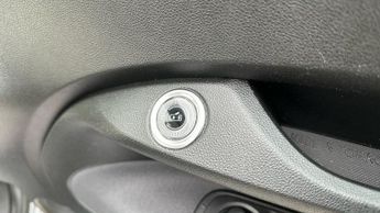 Fiat 500e 42kWh Icon Hatchback 3dr Electric Auto (118 ps)