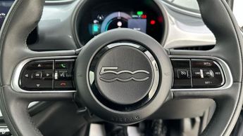Fiat 500e 42kWh Icon Hatchback 3dr Electric Auto (118 ps)