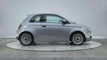 Fiat 500e 42kWh Icon Hatchback 3dr Electric Auto (118 ps)