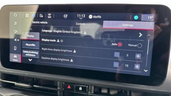 Fiat 500e 42kWh Icon Hatchback 3dr Electric Auto (118 ps)