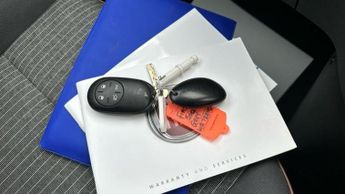 Fiat 500e 42kWh Icon Hatchback 3dr Electric Auto (118 ps)