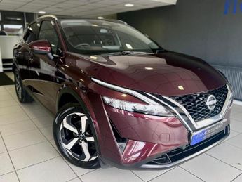 Nissan Qashqai 1.3 DIG-T MHEV N-Connecta SUV 5dr Petrol Hybrid XTRONIC