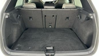 Volkswagen Golf 2.0 TDI R-Line Hatchback 5dr Diesel DSG Euro 6 (s/s) (150 ps)