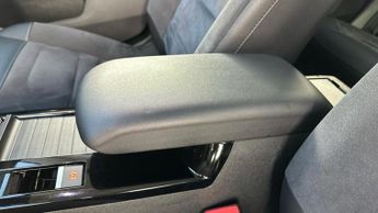 Citroen C4 1.2 PureTech MAX Hatchback 5dr Petrol EAT8 Euro 6 (s/s) (130 ps)