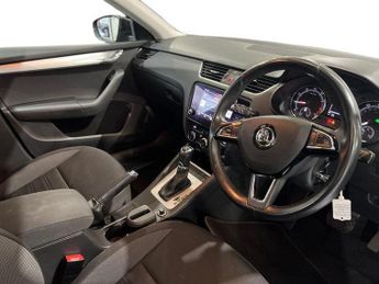 Skoda OCTAVIA 1.5 TSI SE Drive 5dr DSG