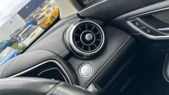 MG MG HS 1.5 T-GDI Trophy SUV 5dr Petrol DCT Euro 6 (s/s) (162 ps)