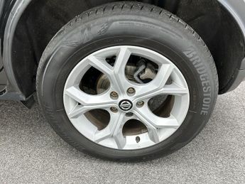 Nissan Juke 1.0 DiG-T 114 N-Connecta 5dr DCT