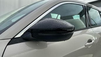 Fiat 600 1.2 MHEV SUV 5dr Petrol Hybrid e-DCT Euro 6 (s/s) (100 ps)