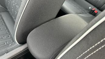 Fiat 600 1.2 MHEV SUV 5dr Petrol Hybrid e-DCT Euro 6 (s/s) (100 ps)