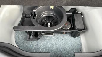 Fiat 600 1.2 MHEV SUV 5dr Petrol Hybrid e-DCT Euro 6 (s/s) (100 ps)