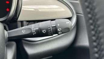 Fiat 600 1.2 MHEV SUV 5dr Petrol Hybrid e-DCT Euro 6 (s/s) (100 ps)