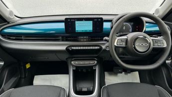 Fiat 600 1.2 MHEV SUV 5dr Petrol Hybrid e-DCT Euro 6 (s/s) (100 ps)