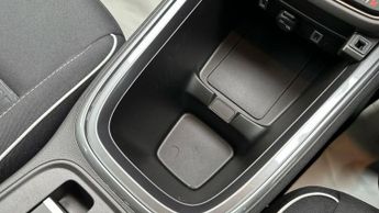 Fiat 600 1.2 MHEV SUV 5dr Petrol Hybrid e-DCT Euro 6 (s/s) (100 ps)