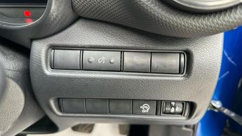 Nissan Juke 1.0 DIG-T N-Connecta SUV 5dr Petrol DCT Auto Euro 6 (s/s) (114 p