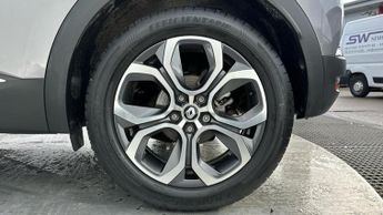 Renault Captur 1.6 E-TECH techno SUV 5dr Petrol Hybrid Auto Euro 6 (s/s) (145 p