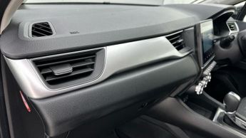 Renault Captur 1.6 E-TECH techno SUV 5dr Petrol Hybrid Auto Euro 6 (s/s) (145 p