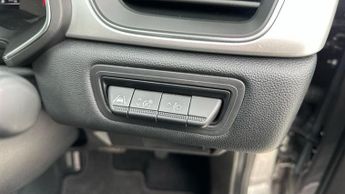 Renault Captur 1.6 E-TECH techno SUV 5dr Petrol Hybrid Auto Euro 6 (s/s) (145 p