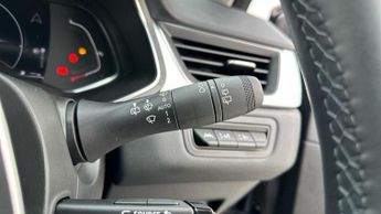 Renault Captur 1.6 E-TECH techno SUV 5dr Petrol Hybrid Auto Euro 6 (s/s) (145 p