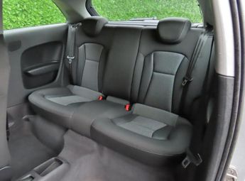 Audi A1 1.4 TFSI Sport Hatchback 3dr Petrol S Tronic Euro 5 (s/s) (122 p