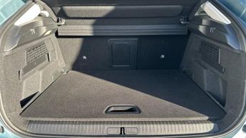 Citroen e-C4 50kWh Shine Plus Hatchback 5dr Electric Auto (7.4kW Charger) (13