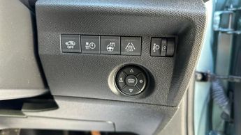 Citroen e-C4 50kWh Shine Plus Hatchback 5dr Electric Auto (7.4kW Charger) (13