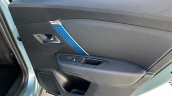 Citroen e-C4 50kWh Shine Plus Hatchback 5dr Electric Auto (7.4kW Charger) (13