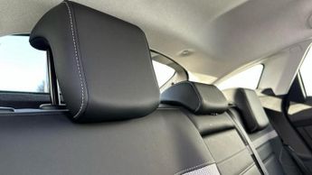 Citroen e-C4 50kWh Shine Plus Hatchback 5dr Electric Auto (7.4kW Charger) (13