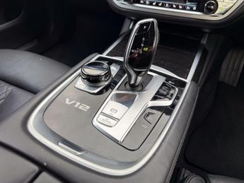 BMW 7 Series 6.6 M760L V12 GPF Auto xDrive Euro 6 4dr