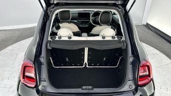 Fiat 500e 42kWh La Prima Hatchback 3dr Electric Auto (118 ps)