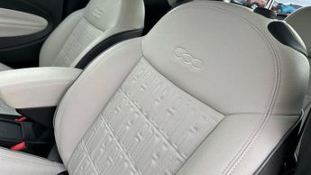 Fiat 500e 42kWh La Prima Hatchback 3dr Electric Auto (118 ps)