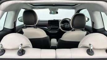 Fiat 500e 42kWh La Prima Hatchback 3dr Electric Auto (118 ps)