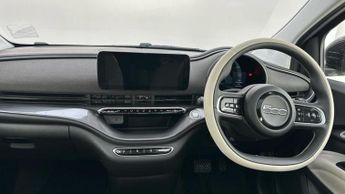 Fiat 500e 42kWh La Prima Hatchback 3dr Electric Auto (118 ps)
