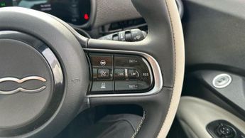 Fiat 500e 42kWh La Prima Hatchback 3dr Electric Auto (118 ps)