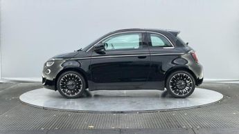 Fiat 500e 42kWh La Prima Hatchback 3dr Electric Auto (118 ps)