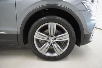 Volkswagen Tiguan Allspace 2.0 TSI SEL SUV 5dr Petrol DSG 4Motion Euro 6 | 7 Seats | Pan Ro