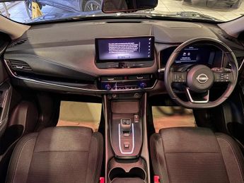 Nissan Qashqai 1.3 DIG-T MHEV N-Connecta SUV 5dr Petrol Hybrid XTRONIC