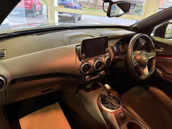 Nissan Juke 1.0 DIG-T Tekna SUV 5dr Petrol DCT Auto