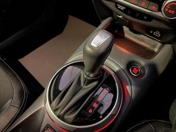 Nissan Juke 1.0 DIG-T Tekna SUV 5dr Petrol DCT Auto