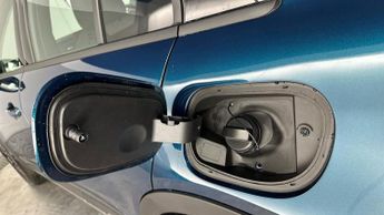 Fiat 600 1.2 MHEV SUV 5dr Petrol Hybrid e-DCT Euro 6 (s/s) (100 ps)