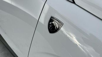 Peugeot 3008 1.2 HYBRID GT SUV 5dr Petrol Hybrid e-DSC6 Euro 6 (s/s) (136 ps)