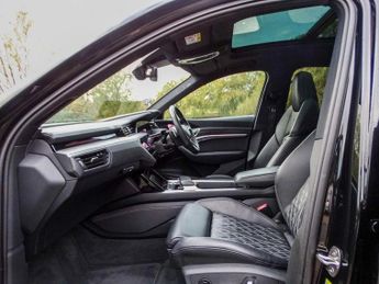 Audi e-tron 55 Vorsprung Sportback Auto quattro 5dr 95kWh (11kW Charger)