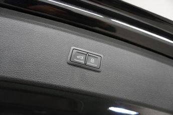 Audi Q5 2.0 TFSI 45 Edition 1 SUV 5dr Petrol S Tronic quattro | Full Aud