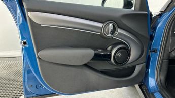 Mini Hatch 2.0 Cooper S Exclusive Hatchback 5dr Petrol Steptronic Euro 6 (s