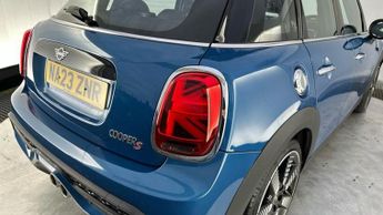 Mini Hatch 2.0 Cooper S Exclusive Hatchback 5dr Petrol Steptronic Euro 6 (s