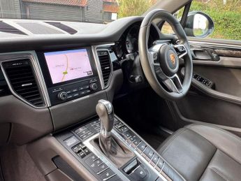 Porsche Macan 3.0 TD V6 S PDK 4WD Euro 6 (s/s) 5dr