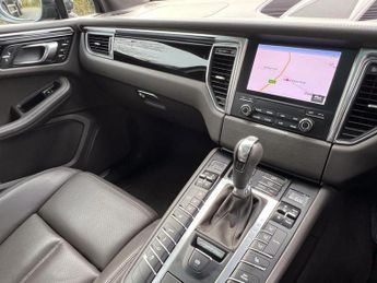 Porsche Macan 3.0 TD V6 S PDK 4WD Euro 6 (s/s) 5dr