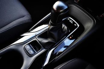 Suzuki Swace 1.8h SZ5 Estate 5dr Petrol Hybrid CVT Euro 6 (s/s) (122 ps)