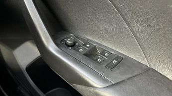 Volkswagen T-Cross 1.0 TSI SE SUV 5dr Petrol DSG Euro 6 (s/s) (110 ps)